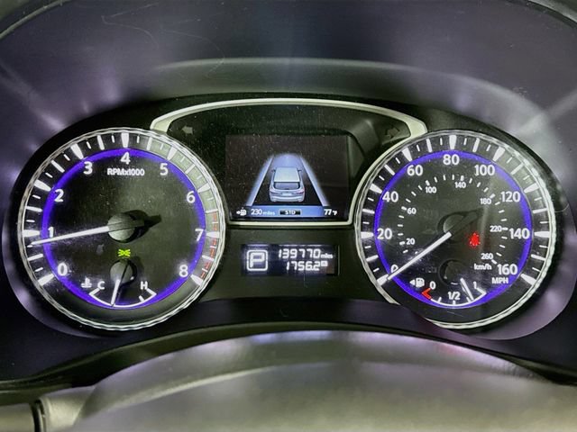 Used 2013 INFINITI JX35 AWD w/ Premium Pkg image 12