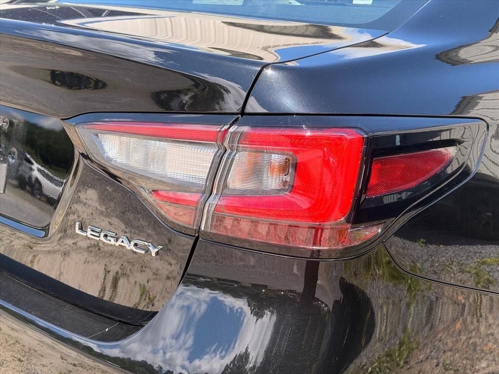 Used 2025 Subaru Legacy Premium AWD/4WD image 24