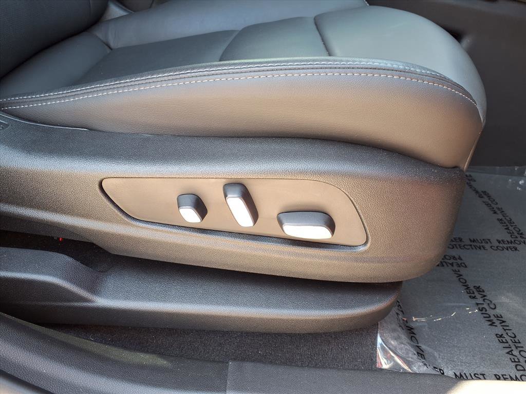 Certified 2021 Cadillac XT6 Premium Luxury FWD image 10