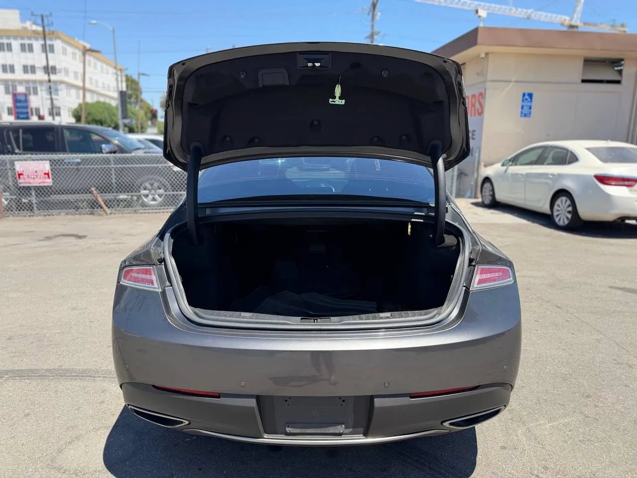 Used 2017 Lincoln MKZ Premiere FWD image 27