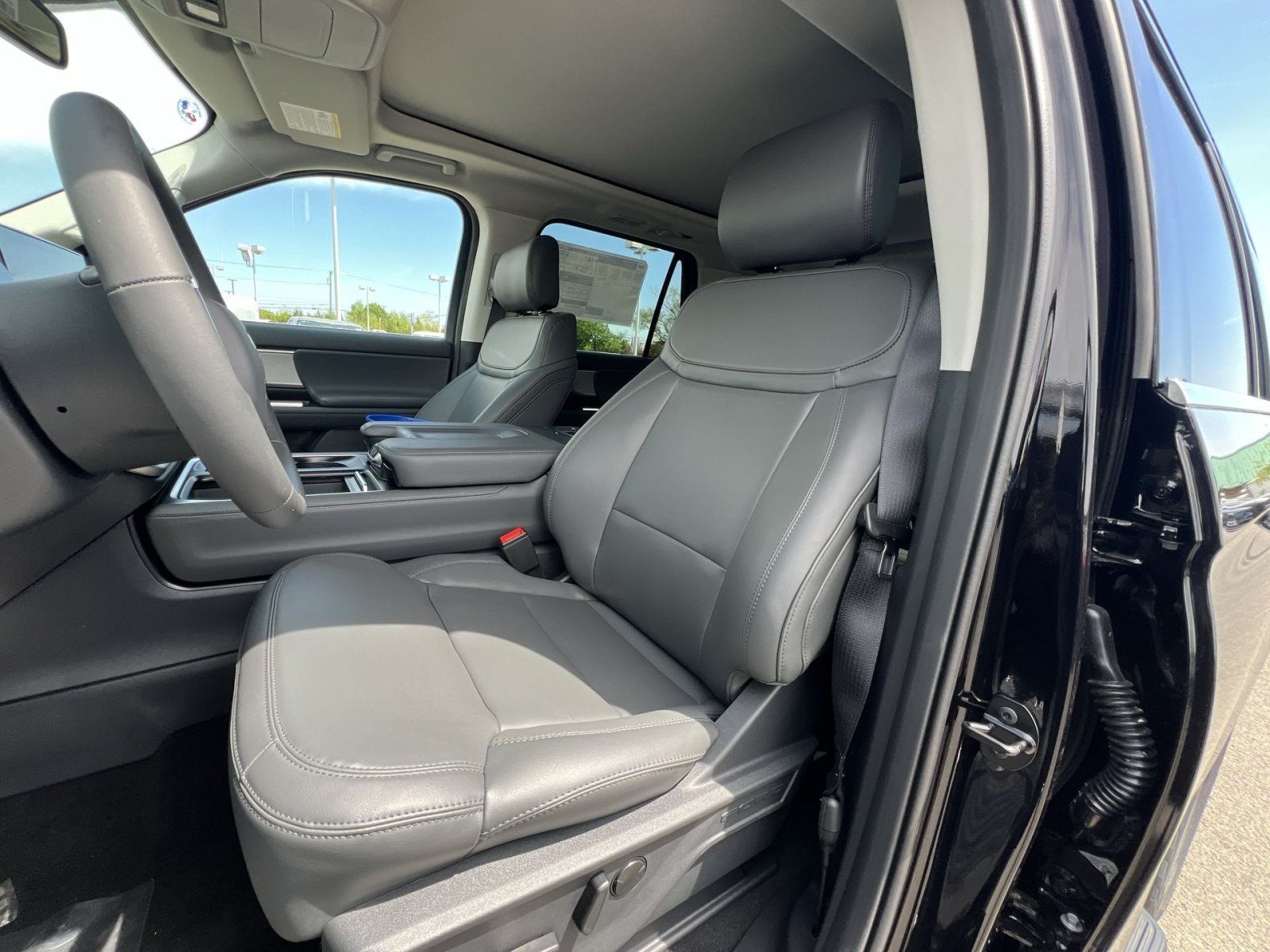 New 2026 Ford Expedition Active AWD/4WD image 21