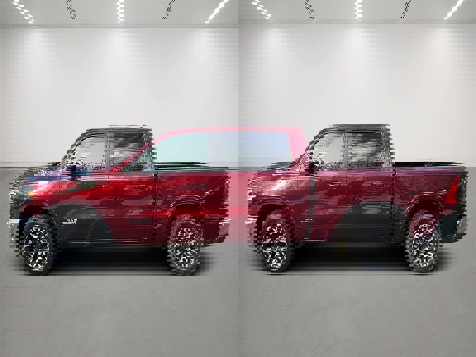 Used 2025 RAM 1500 Laramie image 2