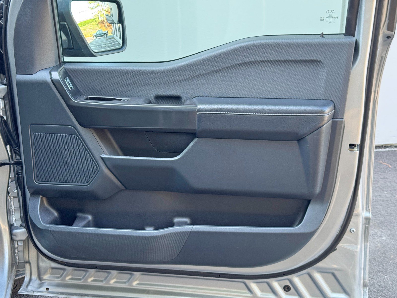 Used 2023 Ford F150 Lariat RWD image 37