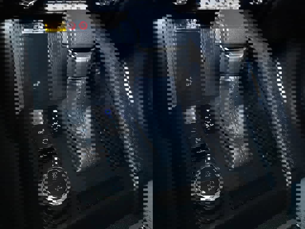 Certified 2024 Toyota Tacoma SR5 AWD/4WD image 28