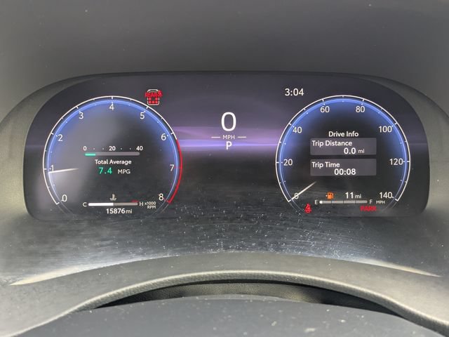 Used 2024 Toyota Highlander Limited FWD image 29