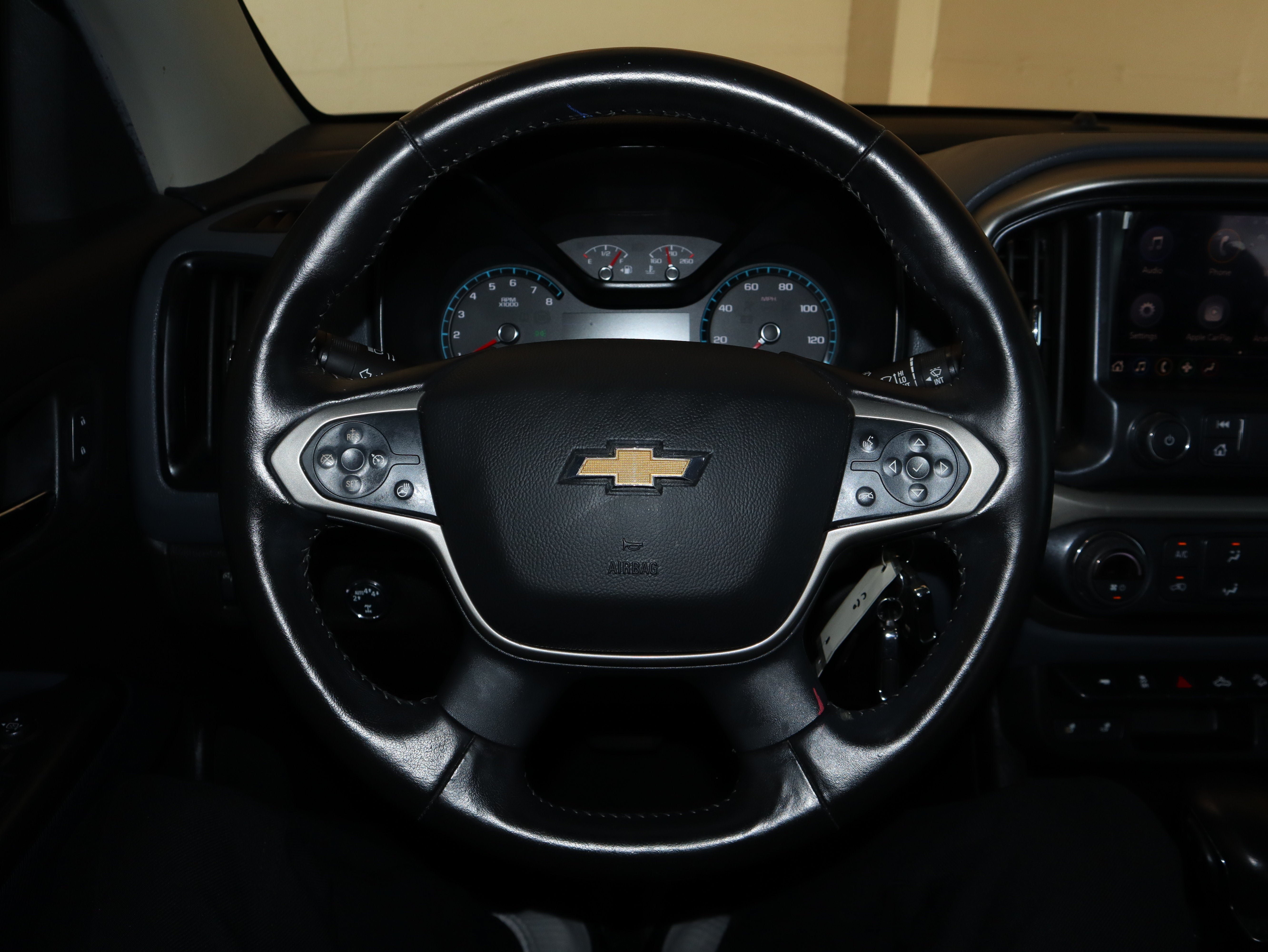 Used 2022 Chevrolet Colorado Z71 AWD/4WD image 25