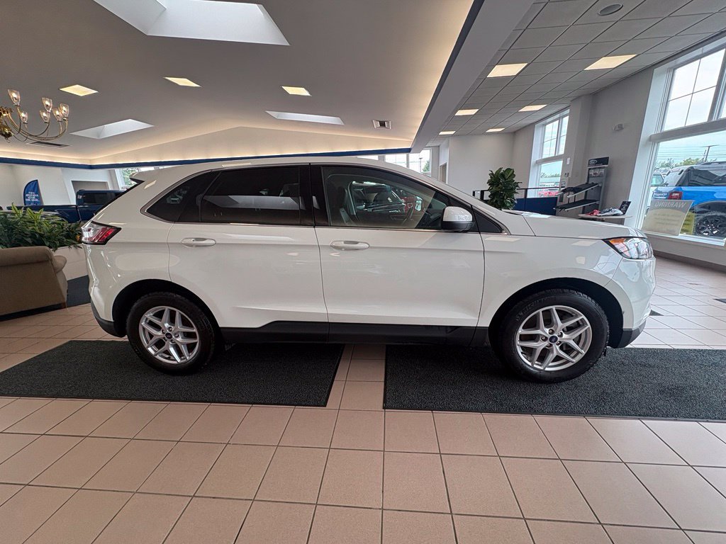 Used 2023 Ford Edge SEL AWD/4WD image 6