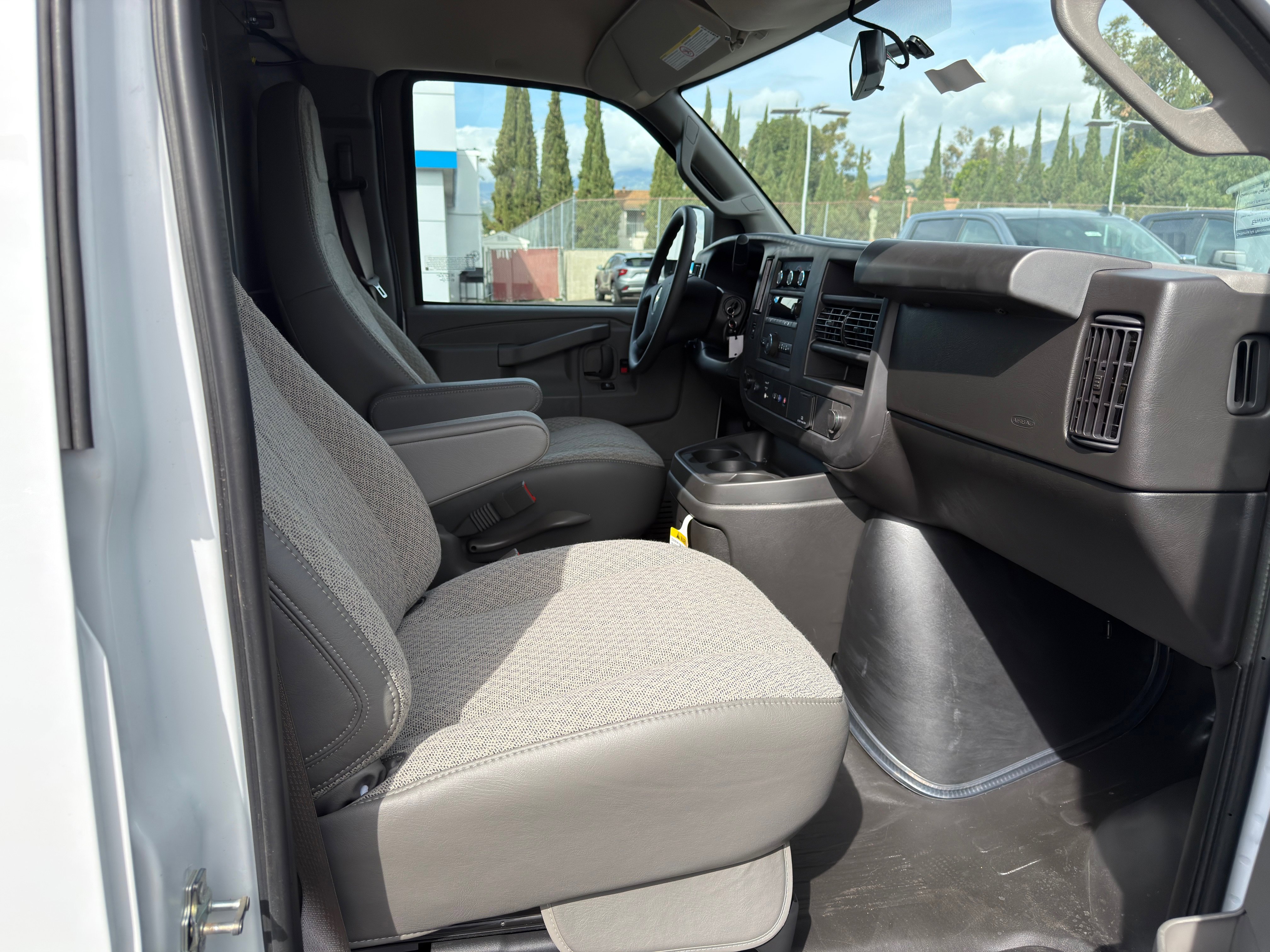 New 2025 Chevrolet Express 2500 w/ Driver Convenience Package image 10