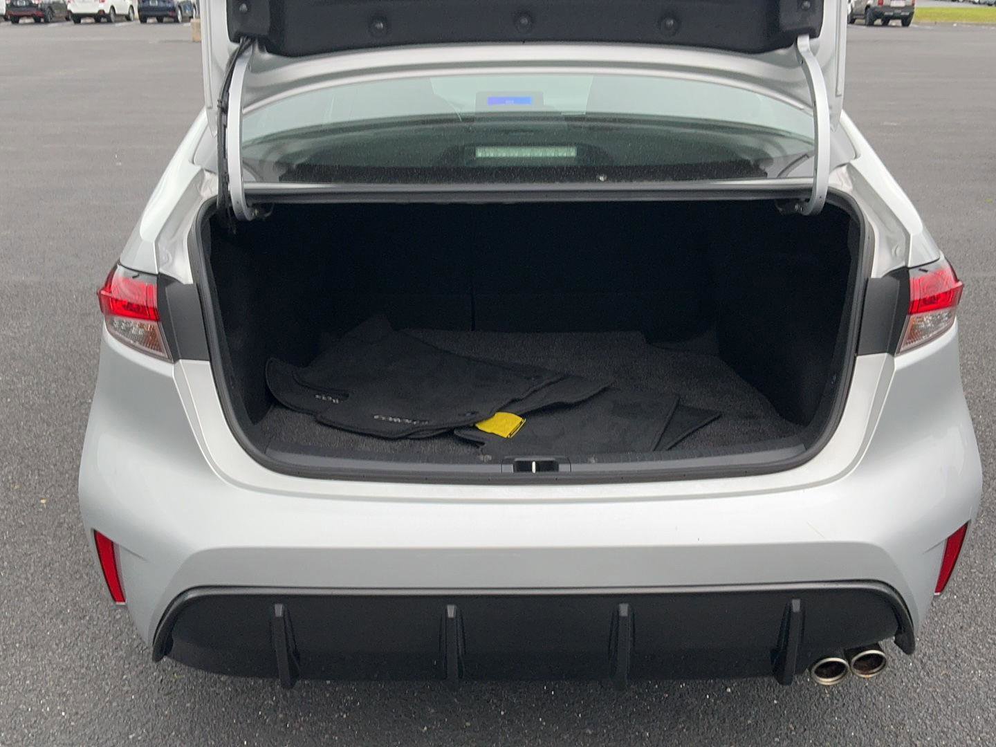 Certified 2023 Toyota Corolla SE w/ Carpet Mat Package (TMS) FWD image 15