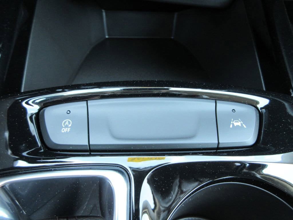 New 2026 Chevrolet Trax LT w/ Driver Confidence Package FWD image 28