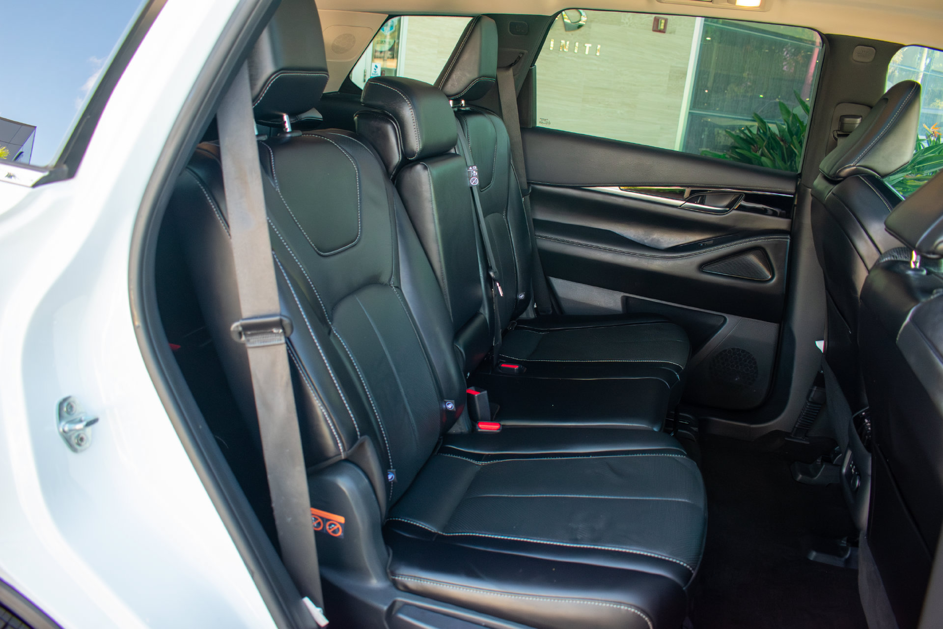 Certified 2024 INFINITI QX60 Pure FWD image 24
