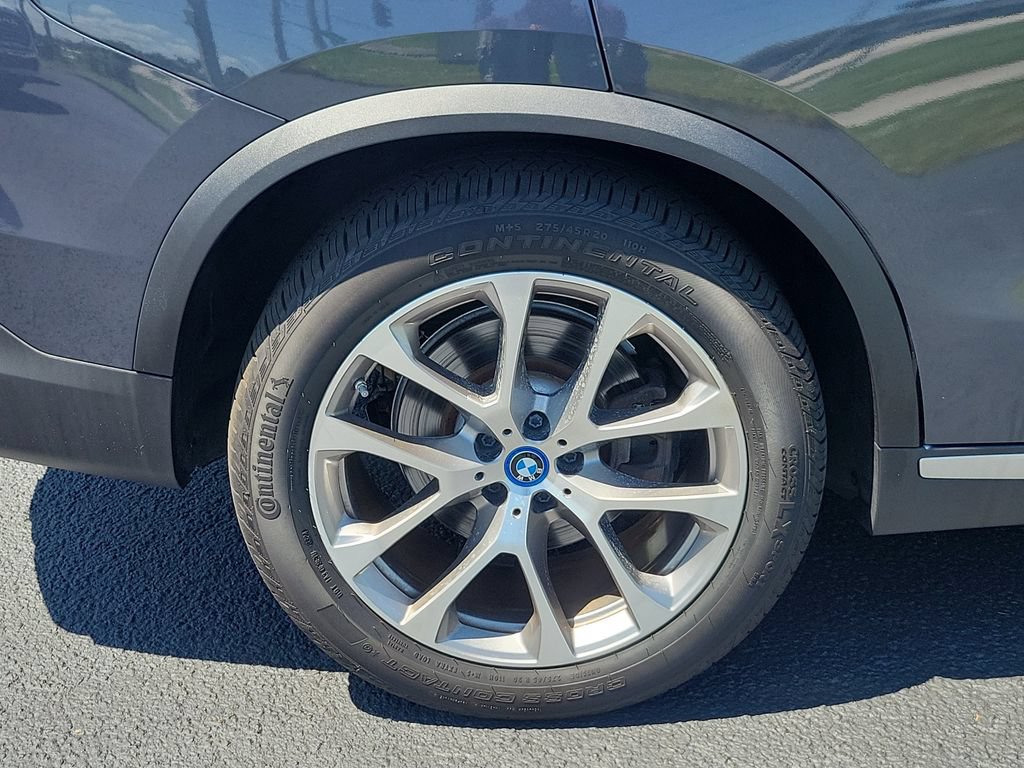 Used 2022 BMW X5 xDrive45e w/ Climate Comfort Package AWD/4WD image 7