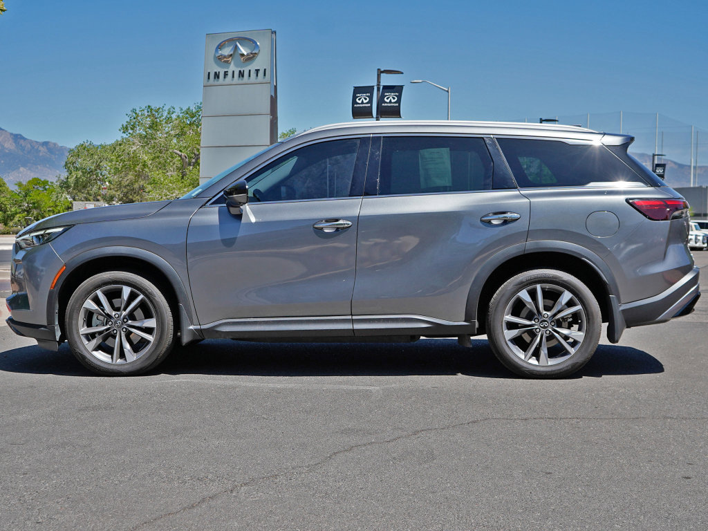 Used 2023 INFINITI QX55 Essential w/ Cargo Package AWD/4WD image 5