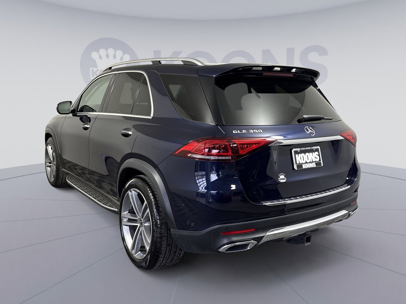 Used 2022 Mercedes-Benz GLE 350 w/ Premium Package image 4