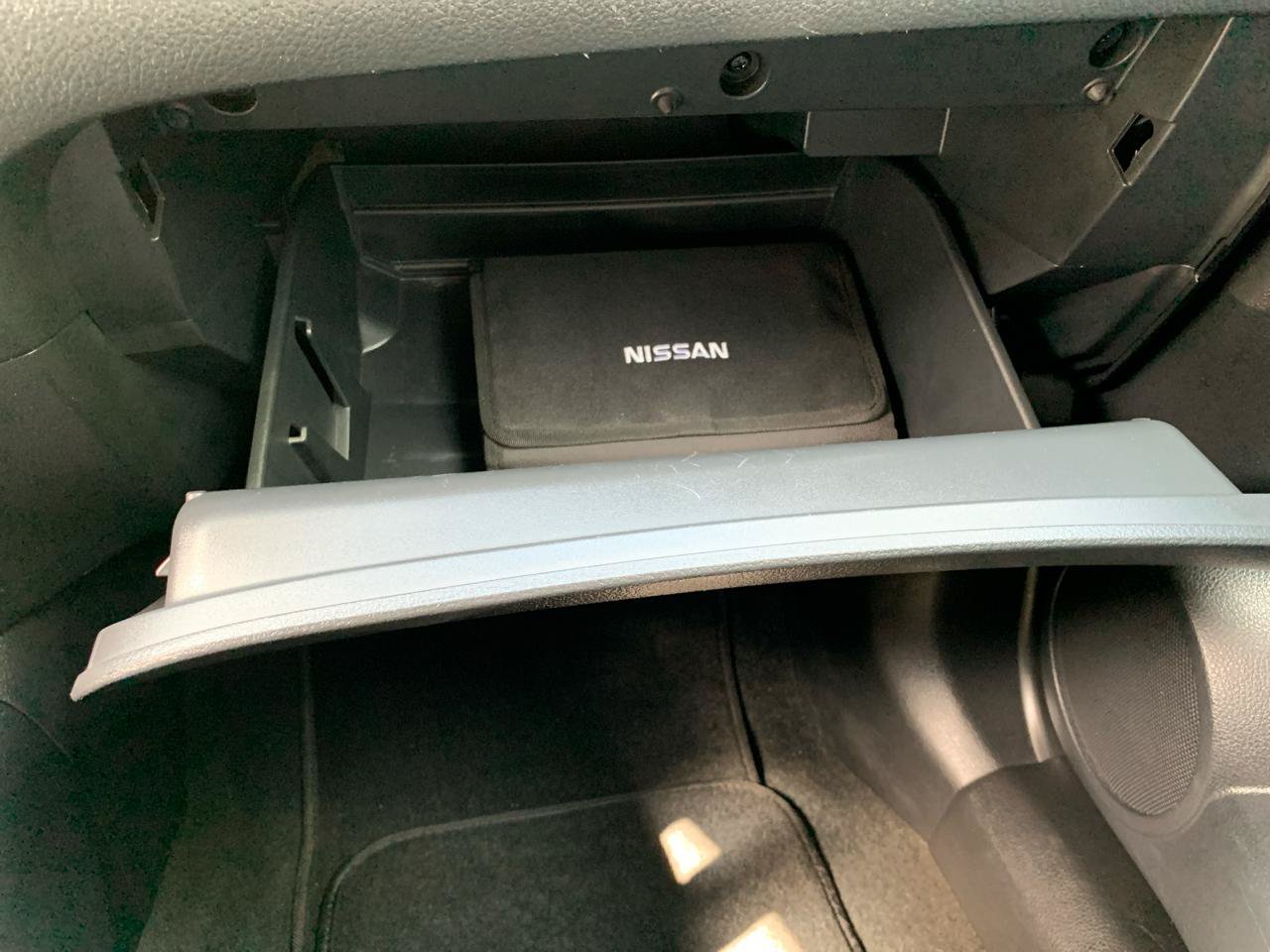 Used 2018 Nissan Rogue SV AWD/4WD image 24