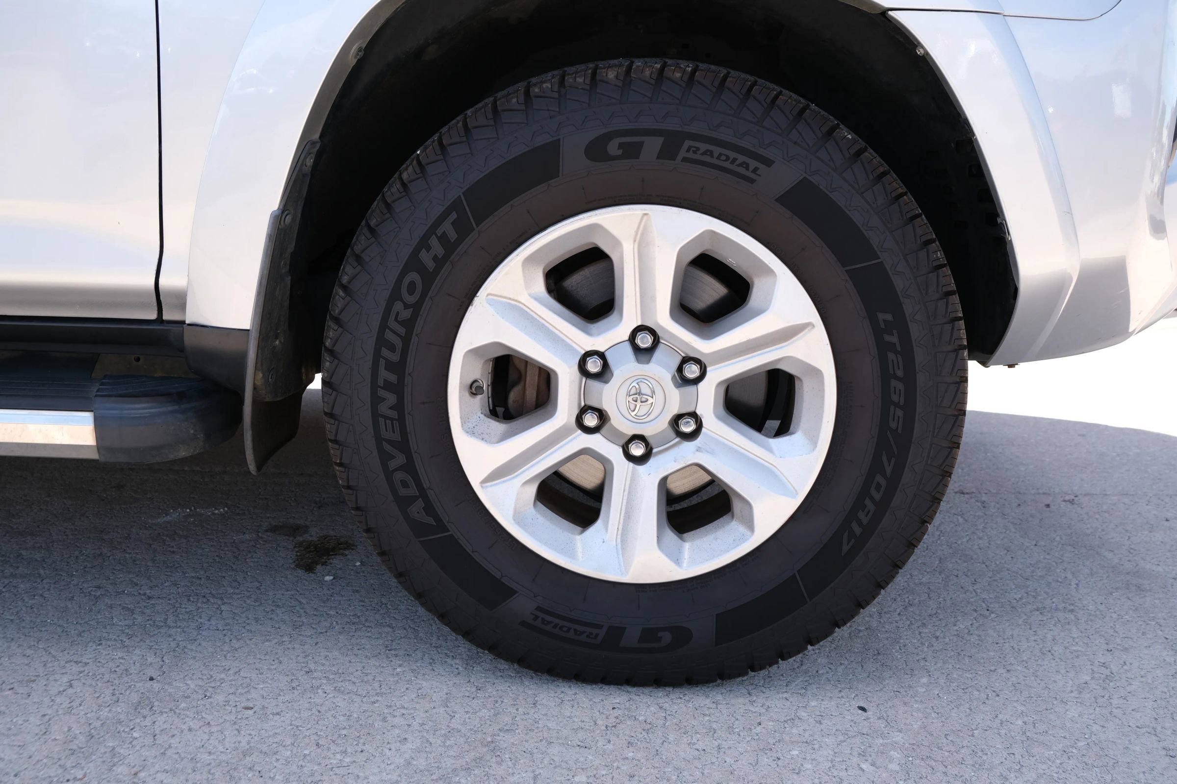 Used 2015 Toyota 4Runner SR5 RWD image 13