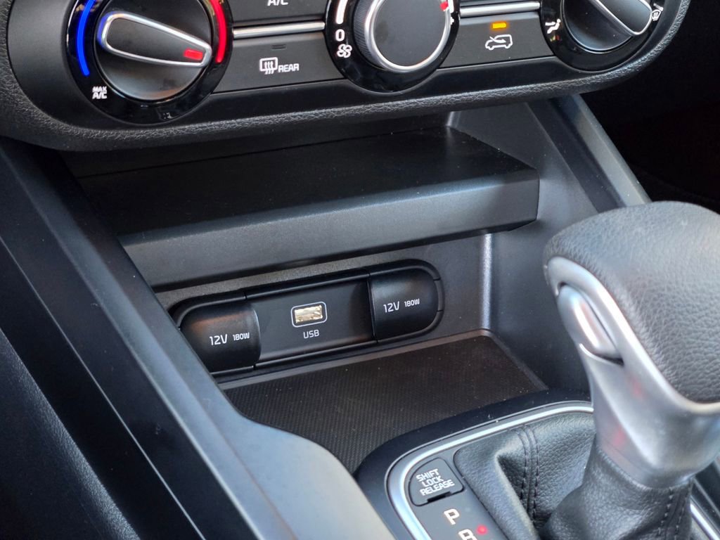 Used 2025 Kia Soul LX w/ Option Group 015 image 34