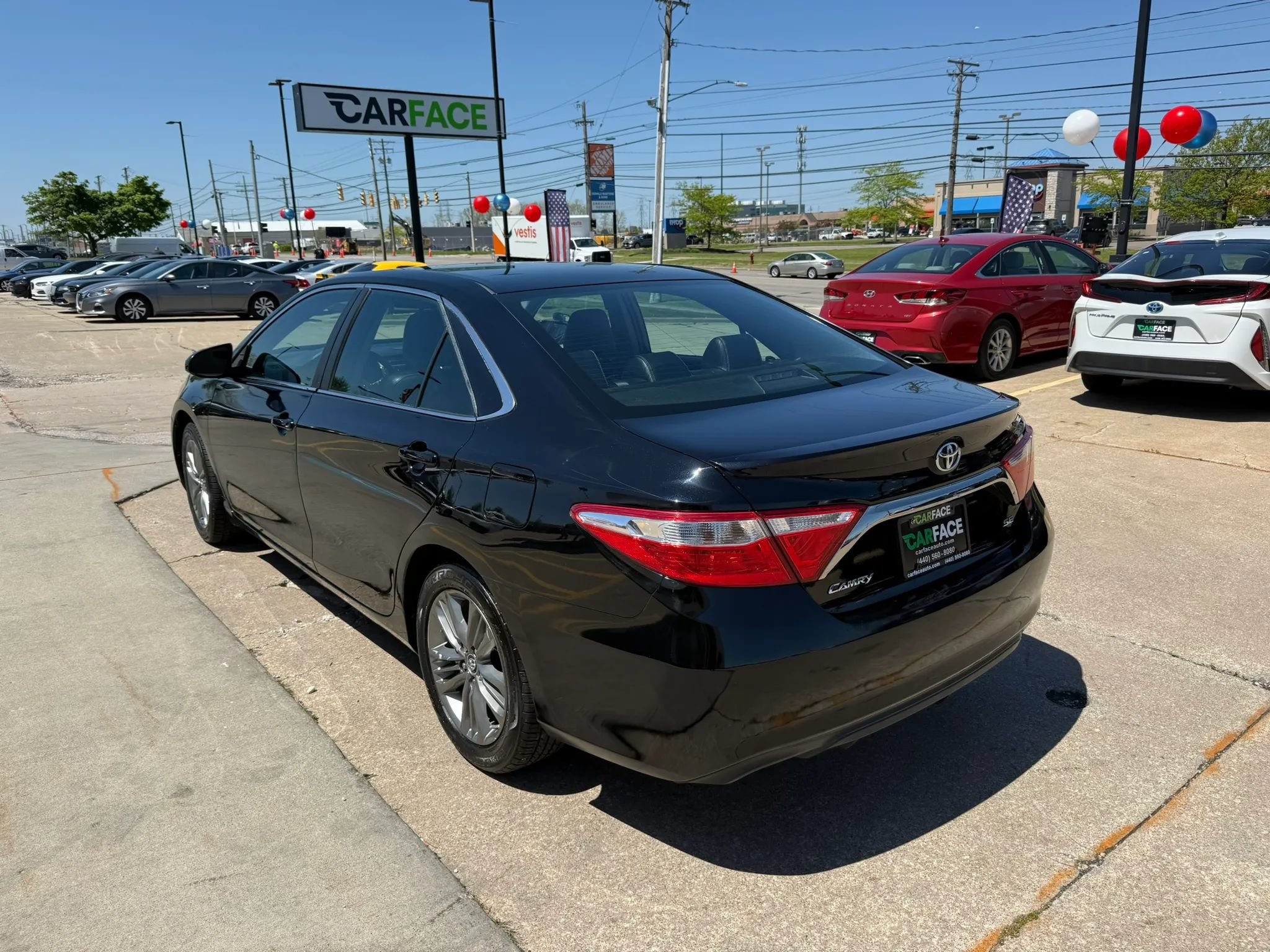 Used 2016 Toyota Camry SE FWD image 8