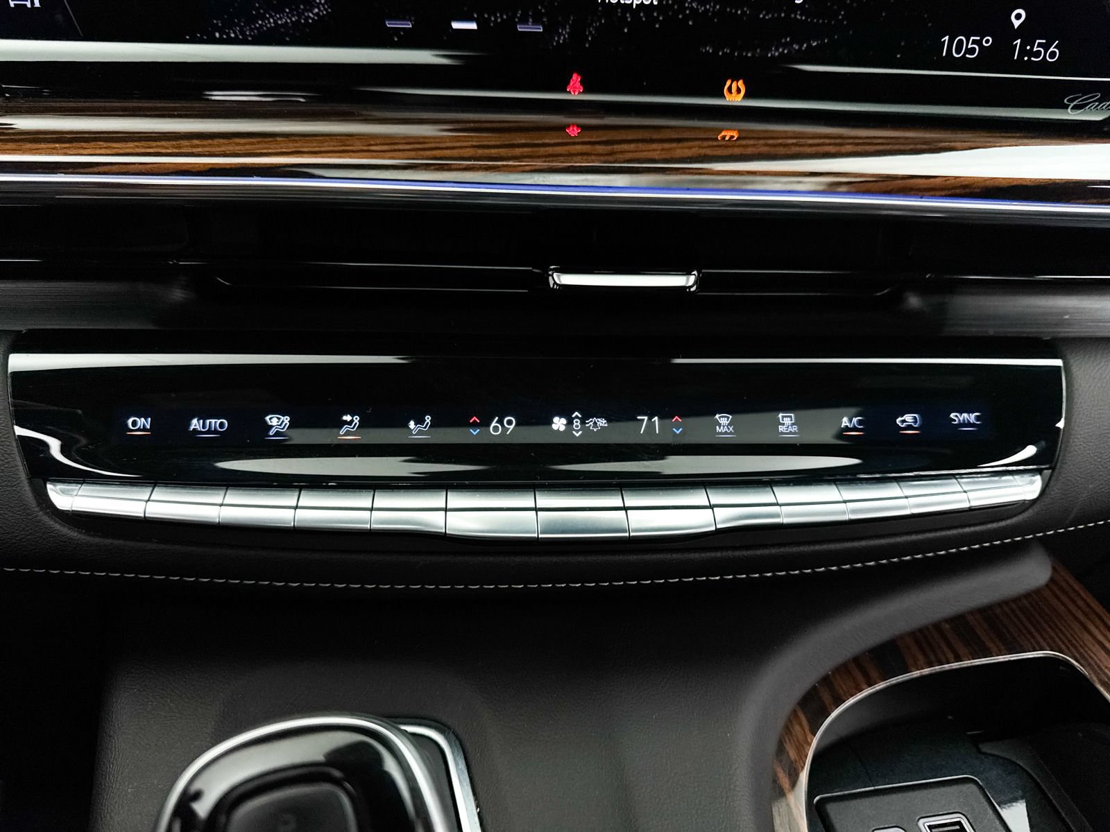 Used 2021 Cadillac Escalade ESV Premium Luxury AWD/4WD image 28
