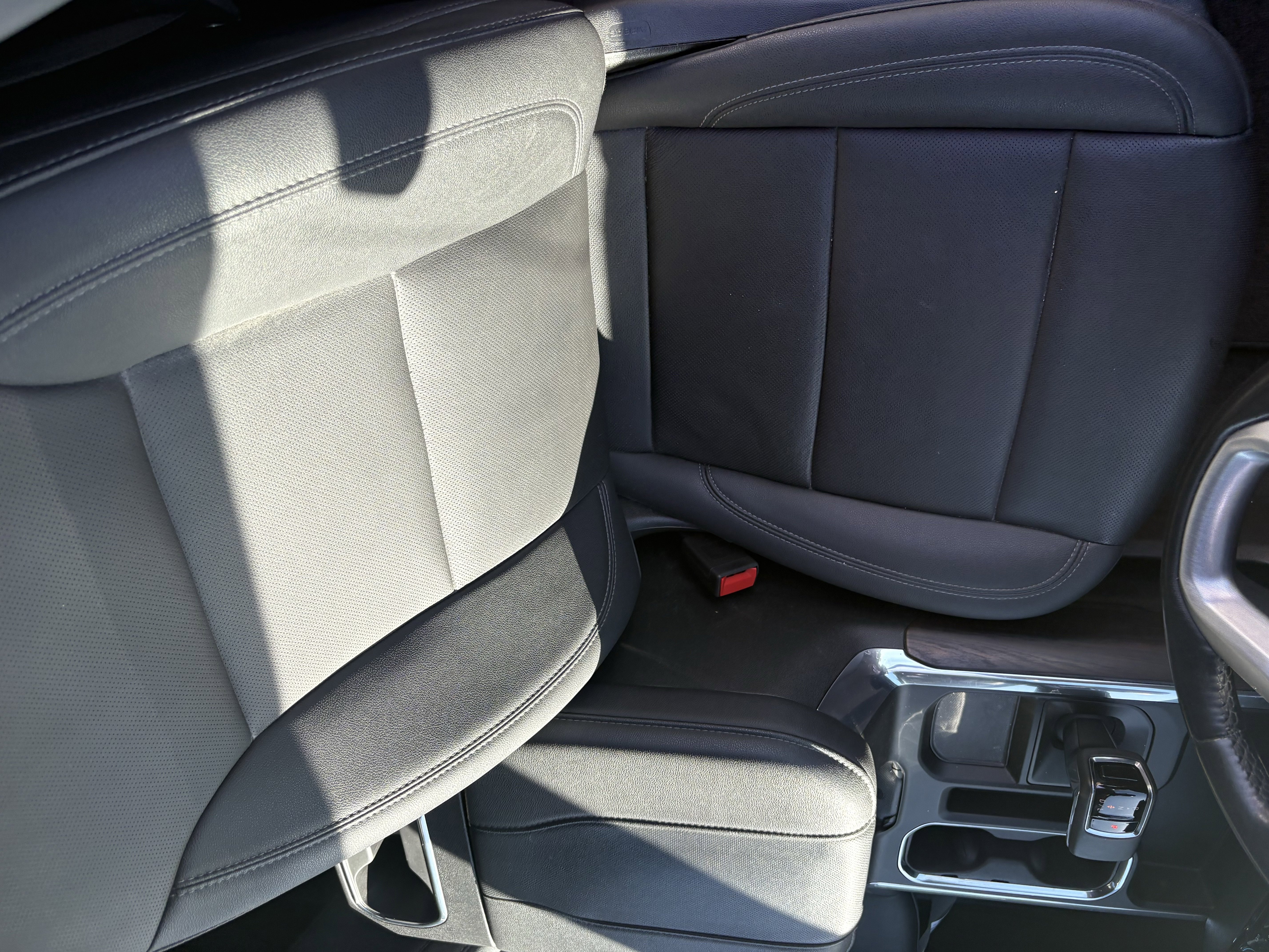 Used 2023 GMC Sierra 1500 SLT w/ SLT Premium Plus Package image 9