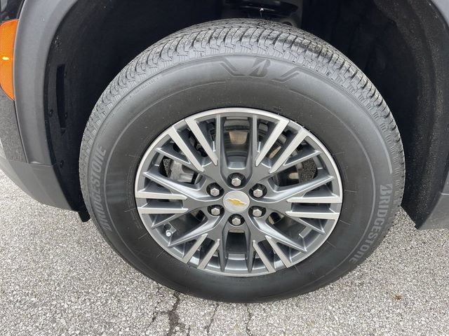 Used 2025 Chevrolet Traverse LT w/ Driver Confidence Package FWD image 10