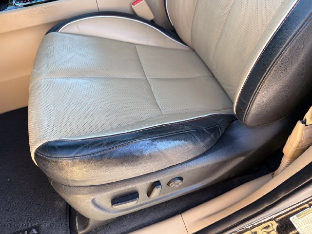 Used 2020 Kia Sedona SX FWD image 21
