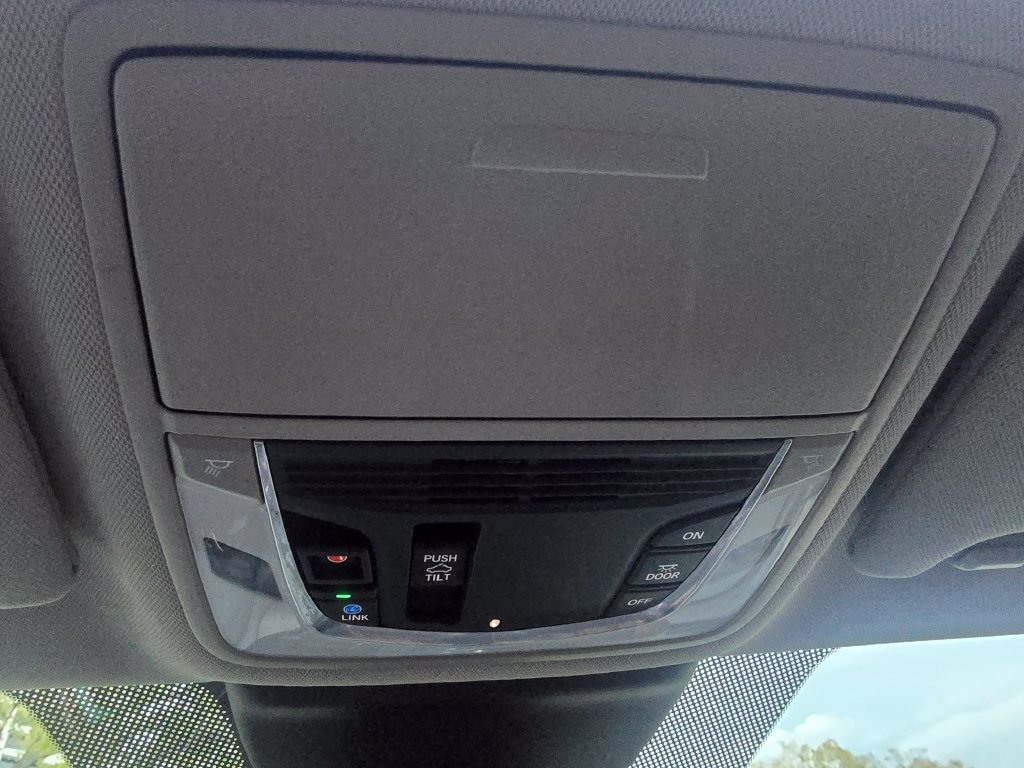 Used 2021 Acura TLX FWD image 12