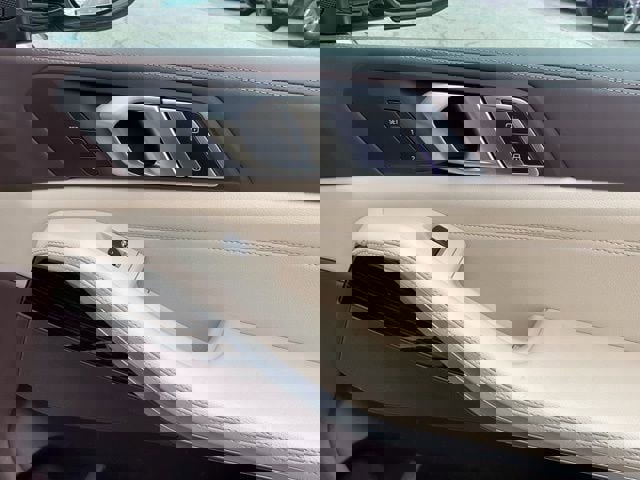 Used 2019 BMW X5 xDrive40i w/ Convenience Package AWD/4WD image 24