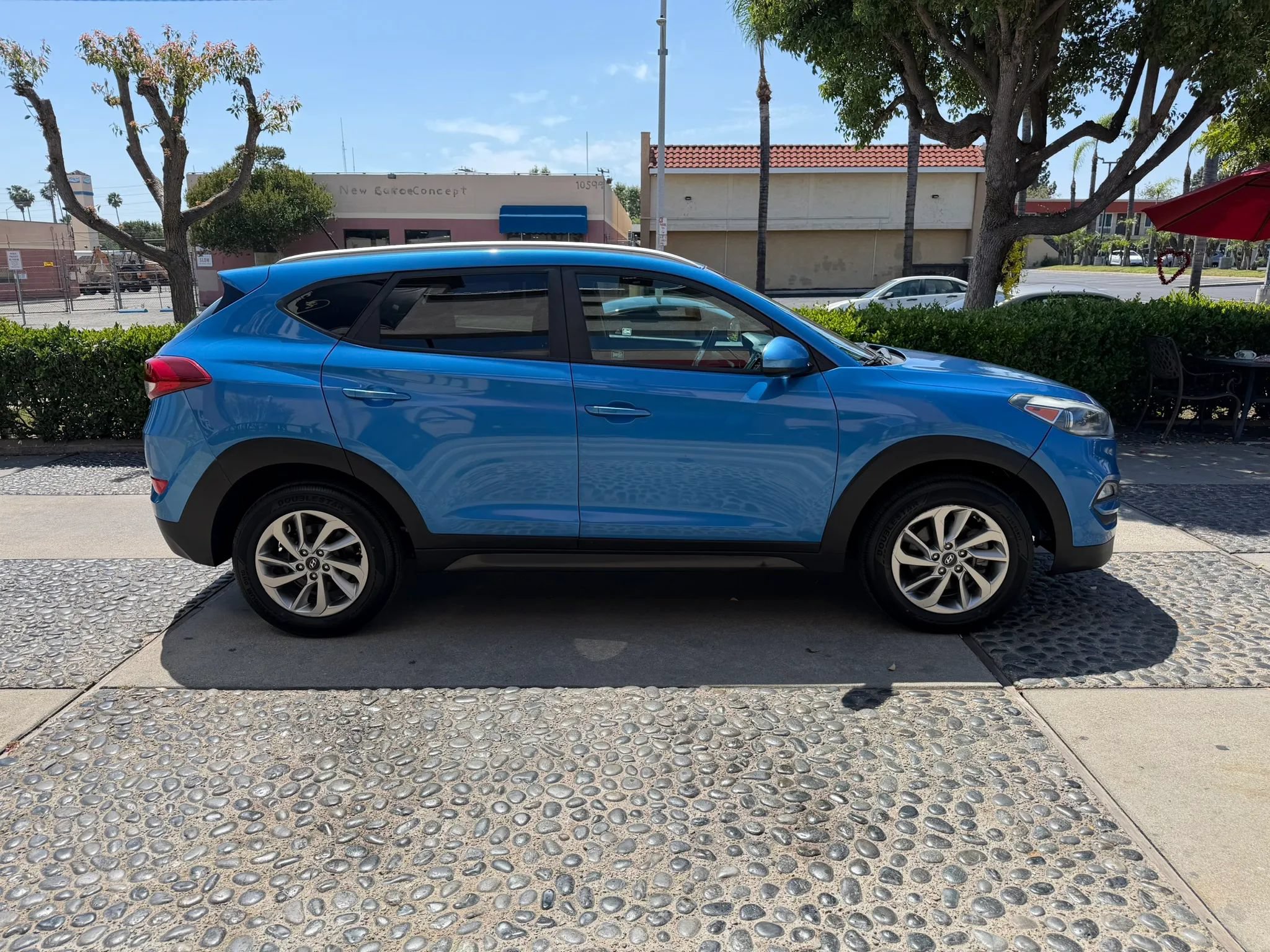 Used 2016 Hyundai Tucson SE w/ Option Group 02 FWD image 4