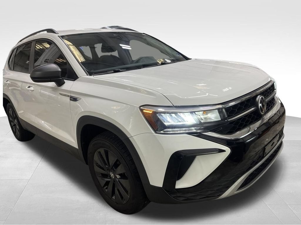Used 2022 Volkswagen Taos S AWD/4WD image 7