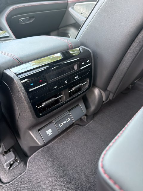 Used 2023 Acura MDX A-Spec AWD/4WD image 11