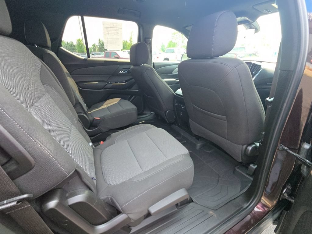 Used 2023 Chevrolet Traverse LT w/ LPO, Floor Liner Package AWD/4WD image 19