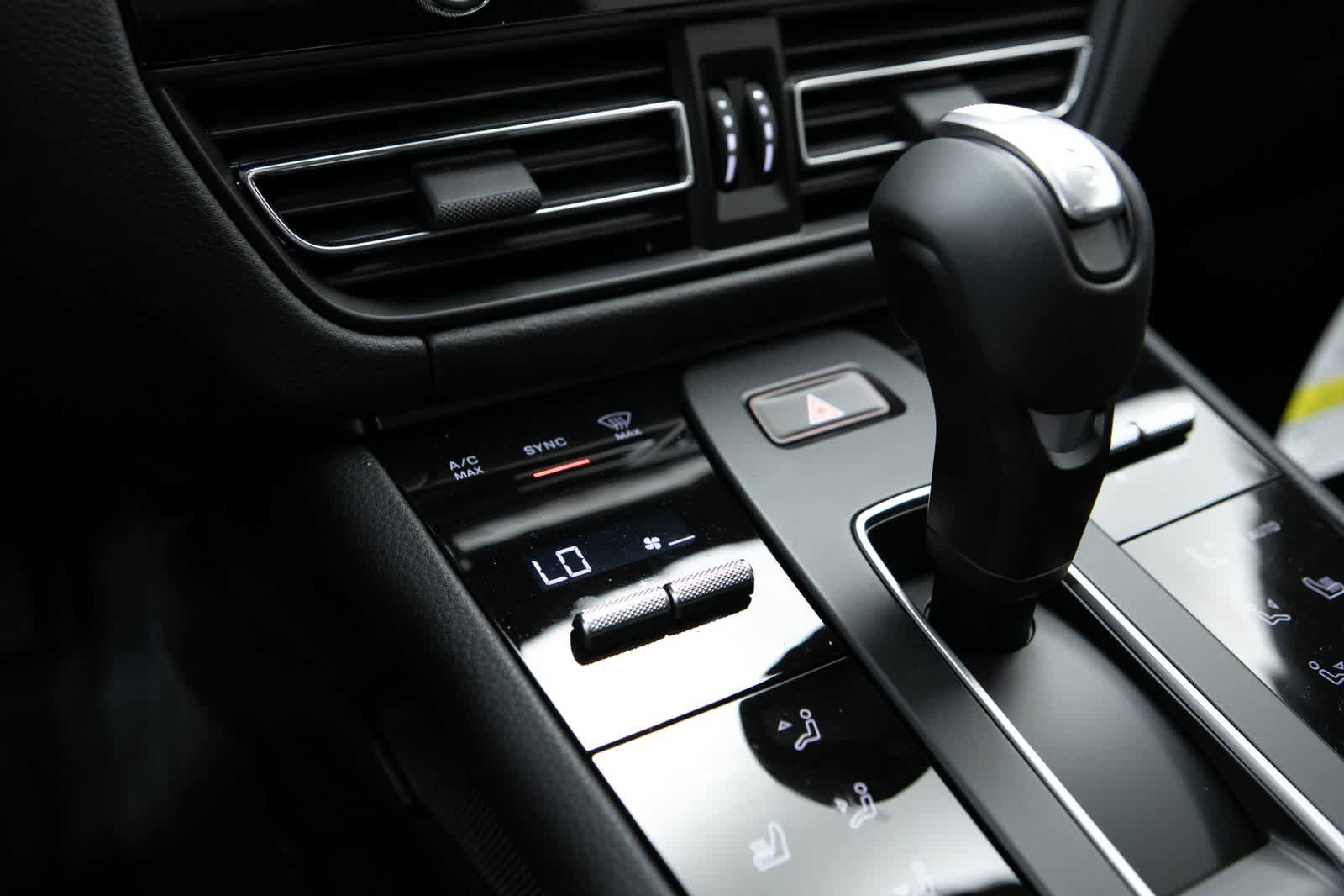 New 2026 Porsche Macan S AWD/4WD image 28