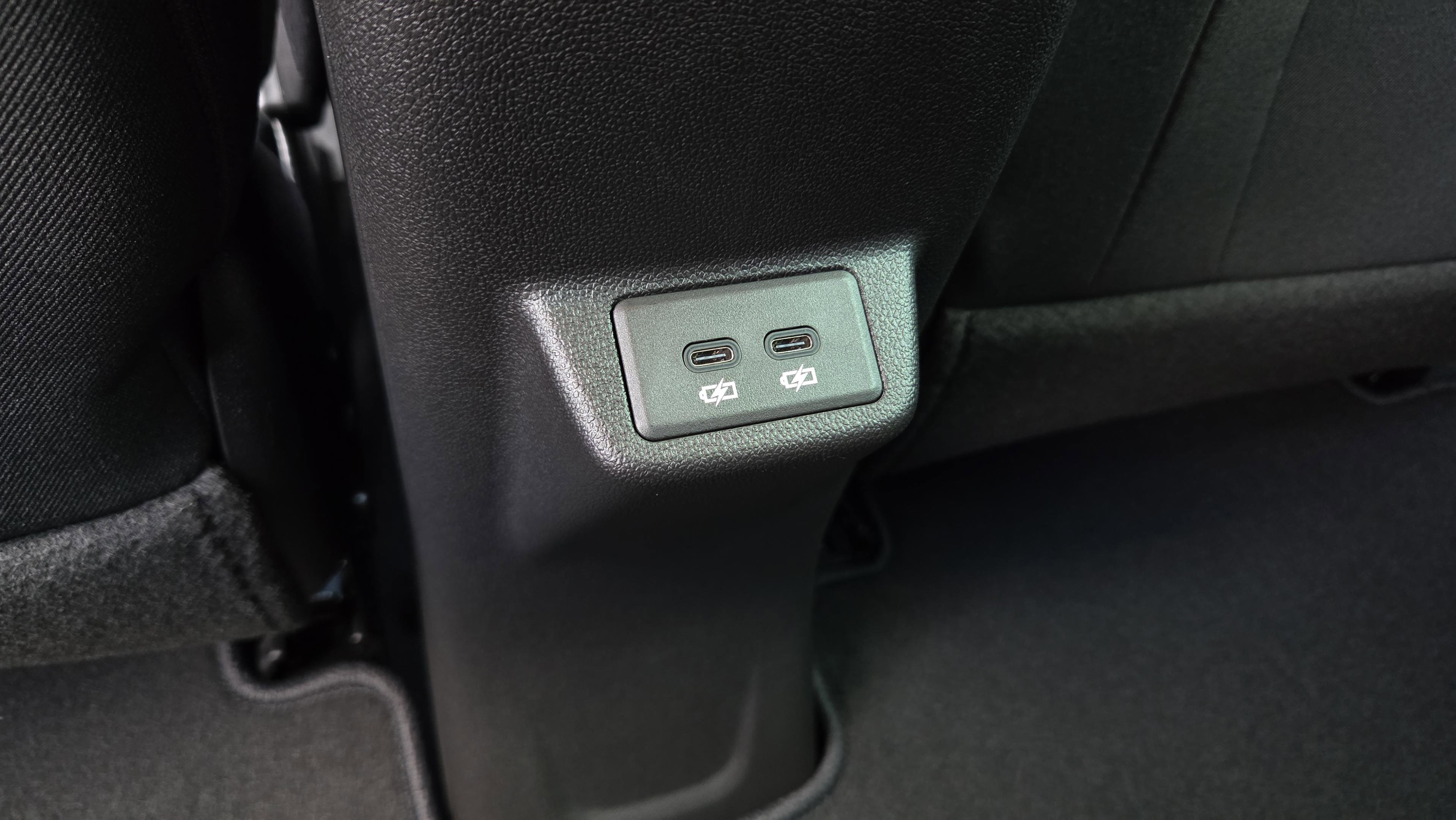 New 2027 Chevrolet Bolt LT w/ Comfort Package image 25