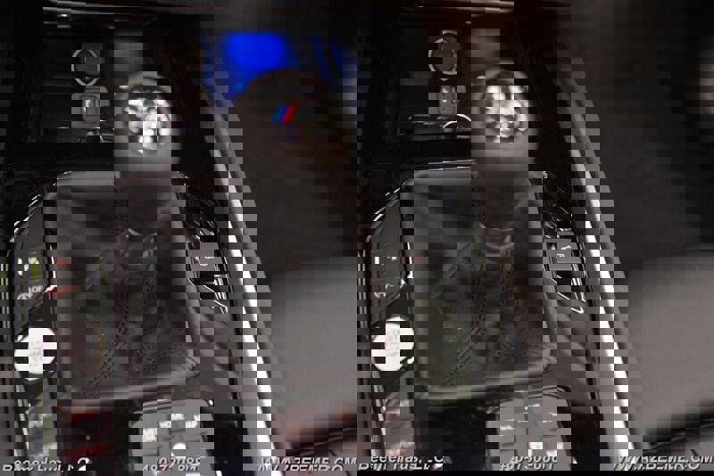 Used 2025 BMW Z4 M40i w/ Edition image 30