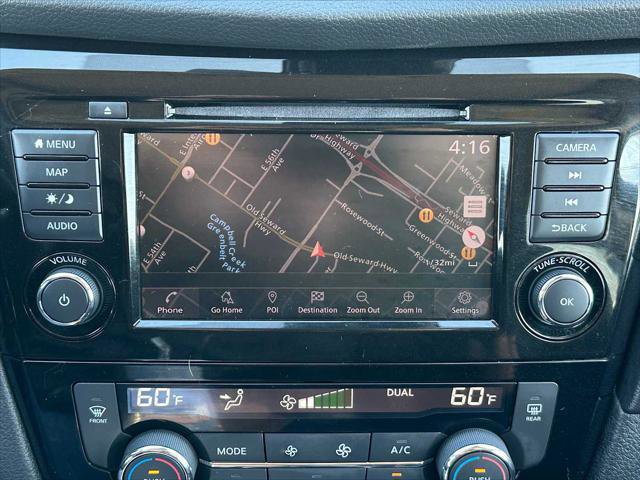 Used 2019 Nissan Rogue SV w/ Premium Package image 28