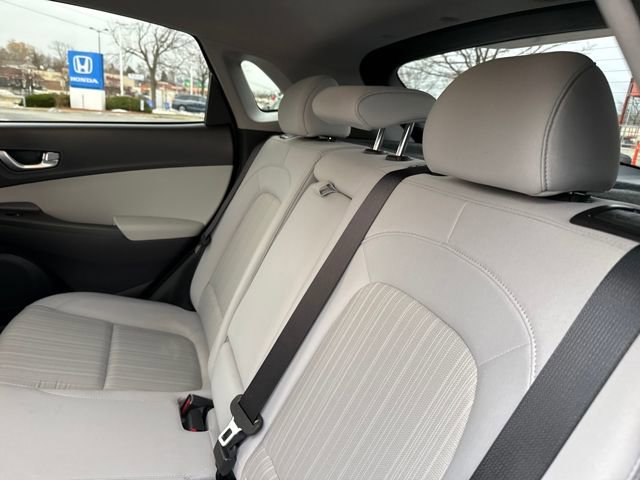 Used 2023 Hyundai Kona SEL w/ Convenience Package image 19
