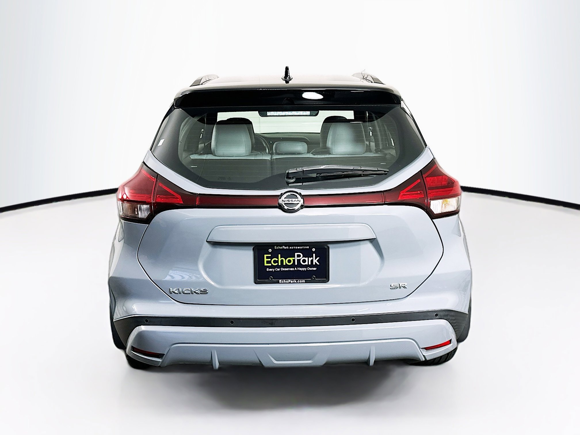 Used 2021 Nissan Kicks SR w/ SR Premium Package FWD image 7