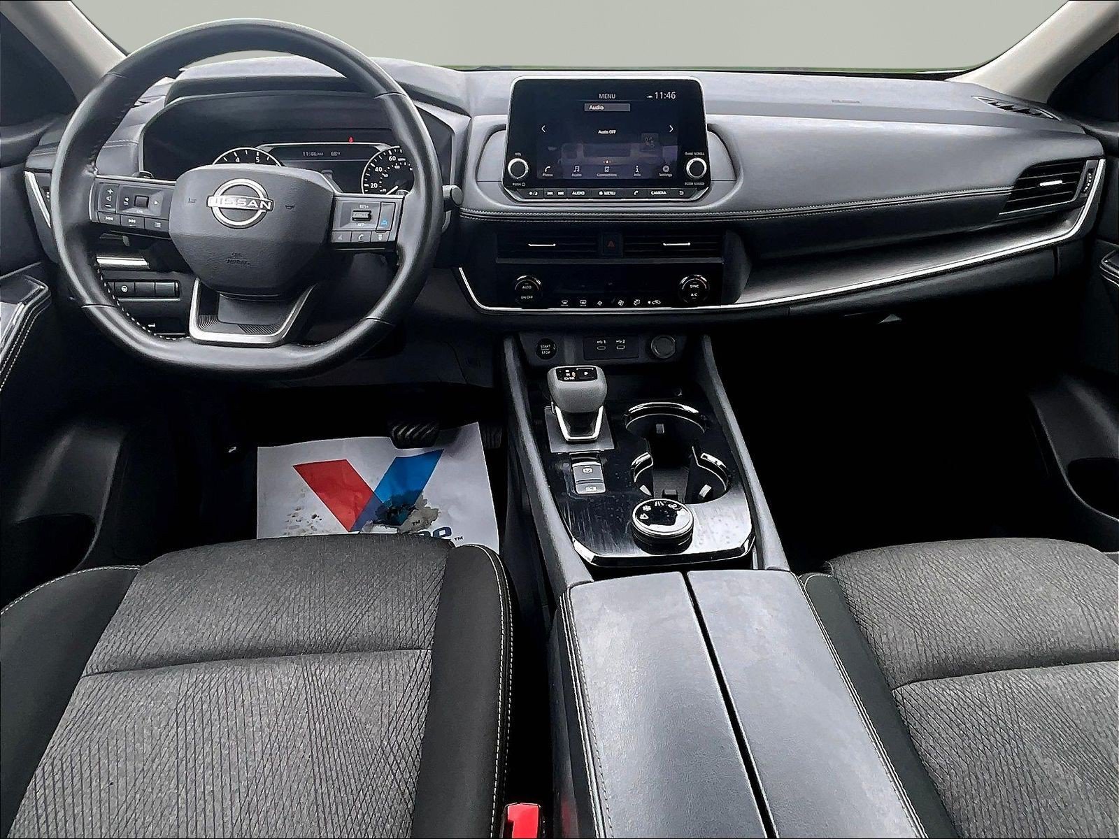 Used 2025 Nissan Rogue SV AWD/4WD image 7