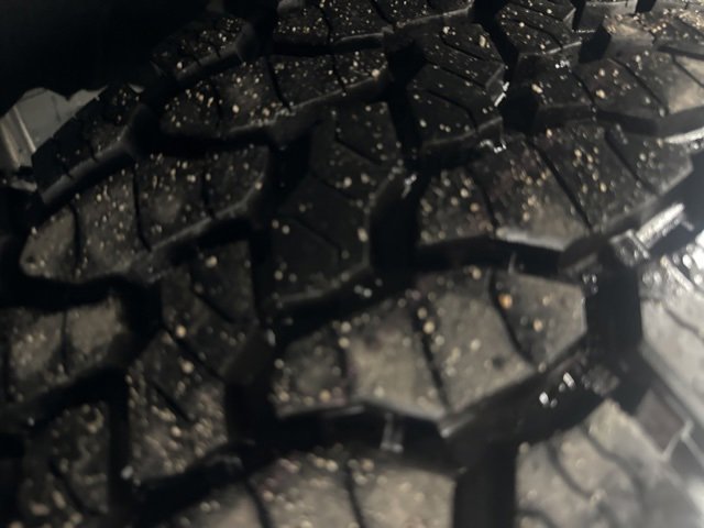 New 2025 Chevrolet Equinox ACTIV w/ Convenience Package III image 37