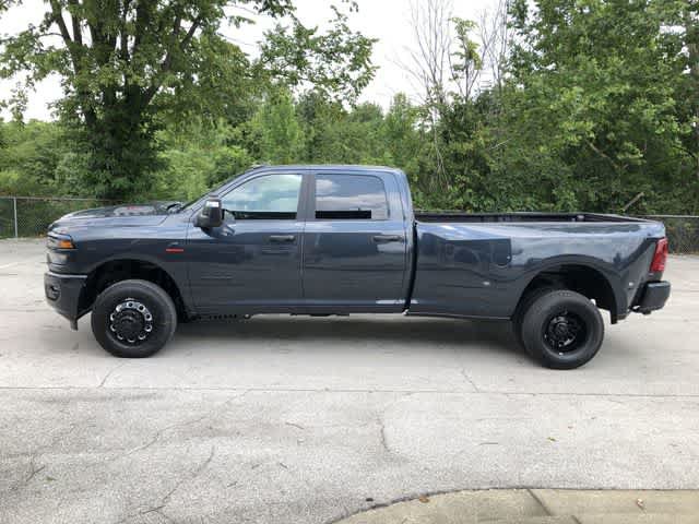 New 2026 RAM 3500 Big Horn AWD/4WD image 3