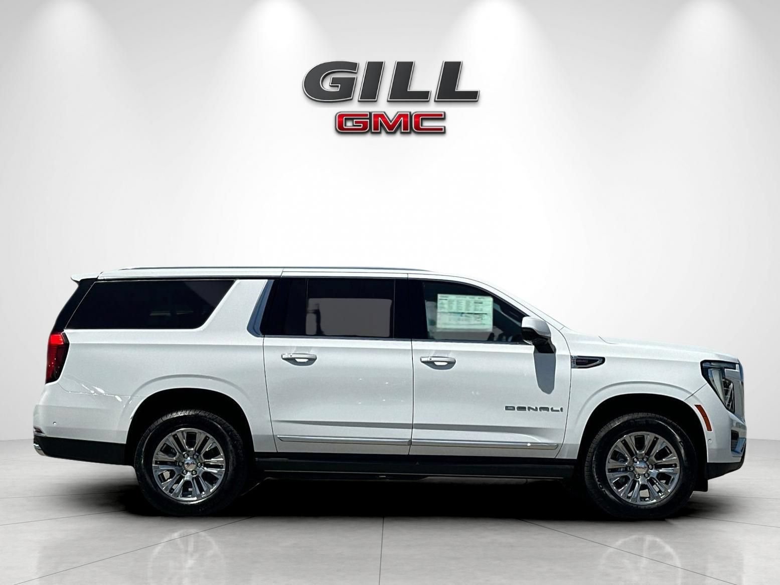 New 2026 GMC Yukon XL Denali w/ Sun & Power Step Package AWD/4WD image 7