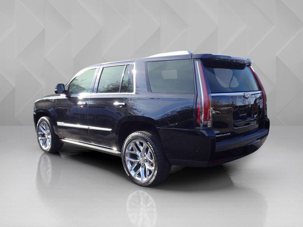 Used 2019 Cadillac Escalade Premium Luxury image 3