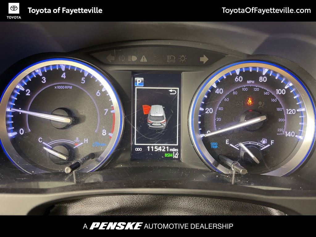 Used 2019 Toyota Highlander XLE FWD image 37