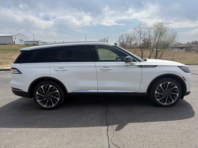Used 2025 Lincoln Aviator Reserve w/ Illumination Package image 5