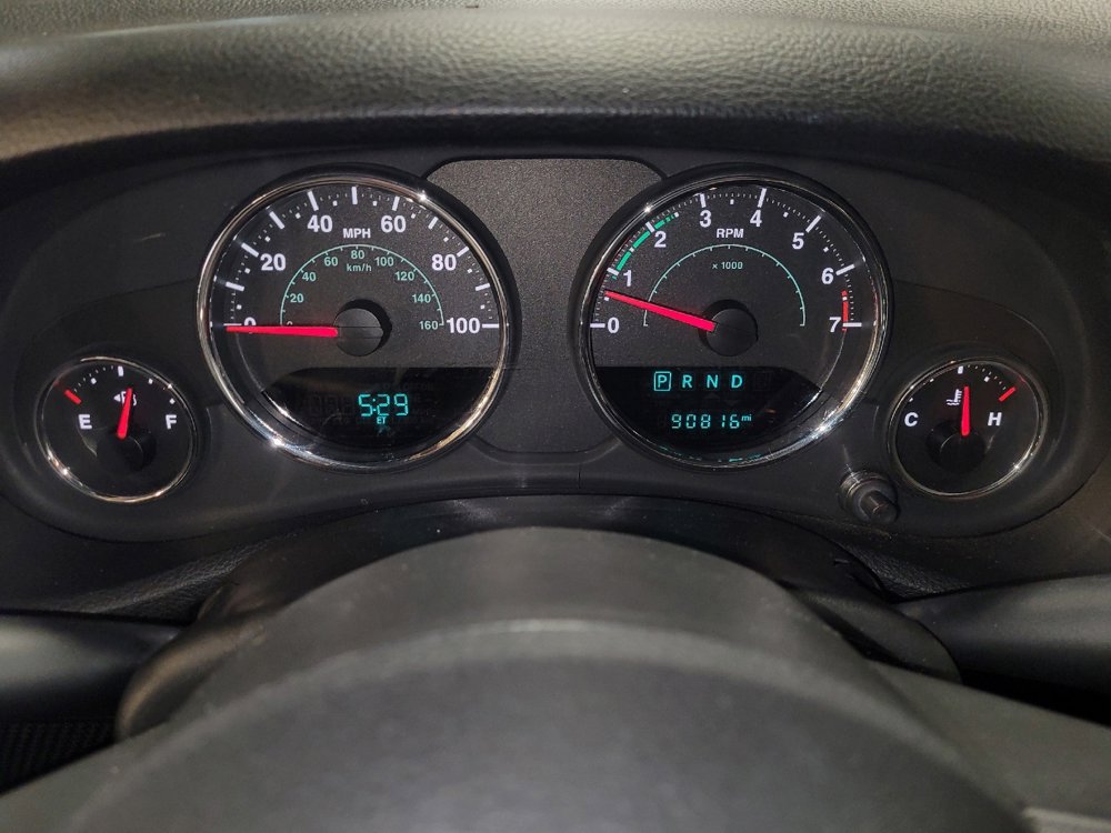 Used 2018 Jeep Wrangler Unlimited Sahara image 23