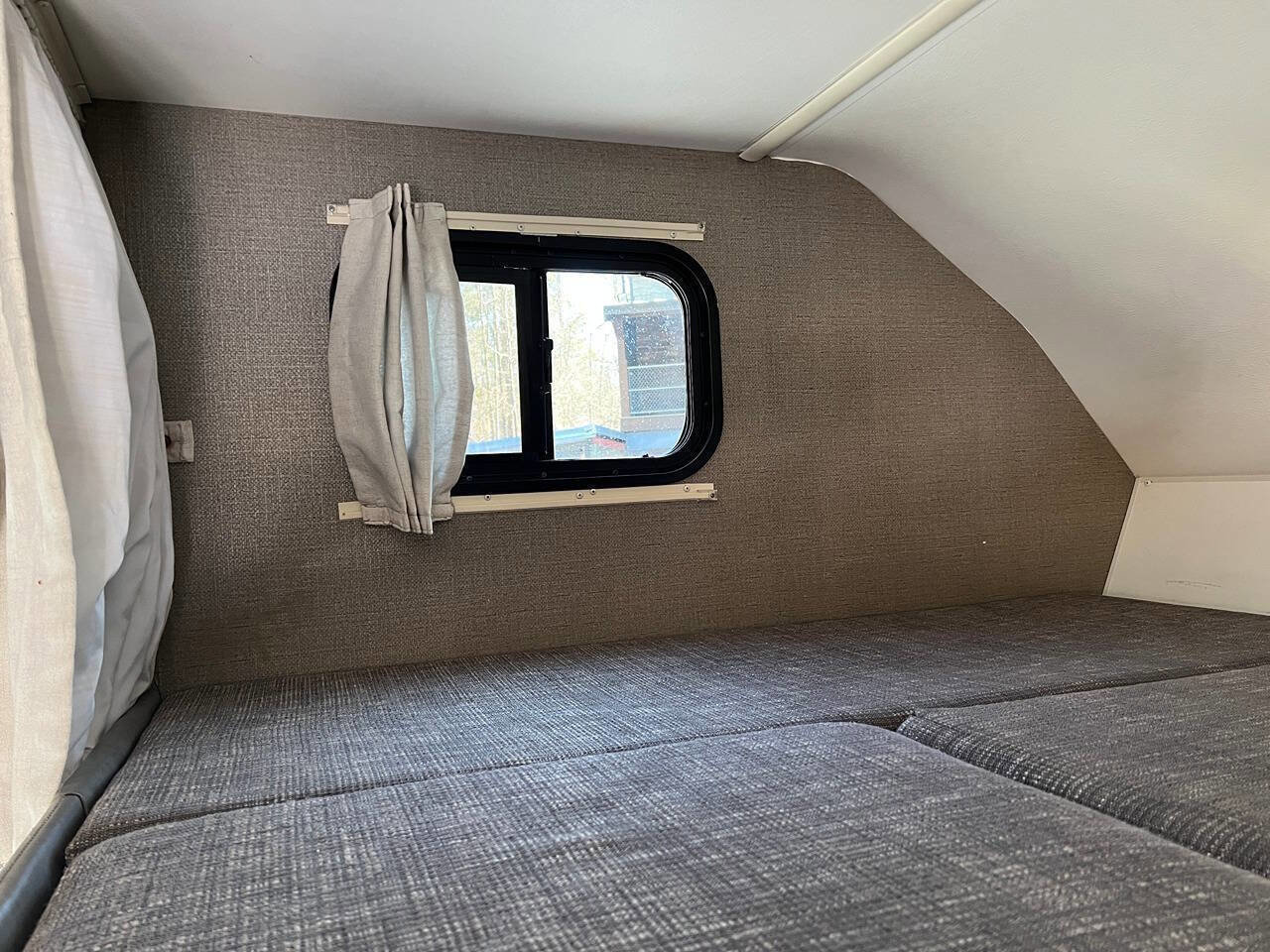 Used 2018 Ford E-350 and Econoline 350 Super Duty w/ Motorhome Prep Package image 24