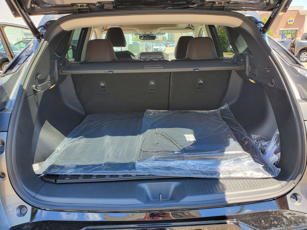 New 2025 Nissan Murano Platinum w/ Cargo Package image 9