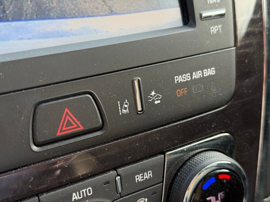 Used 2017 Buick Enclave Premium image 19