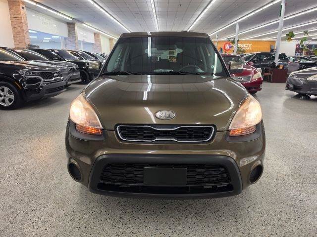 Used 2012 Kia Soul + w/ Audio Pkg FWD image 3
